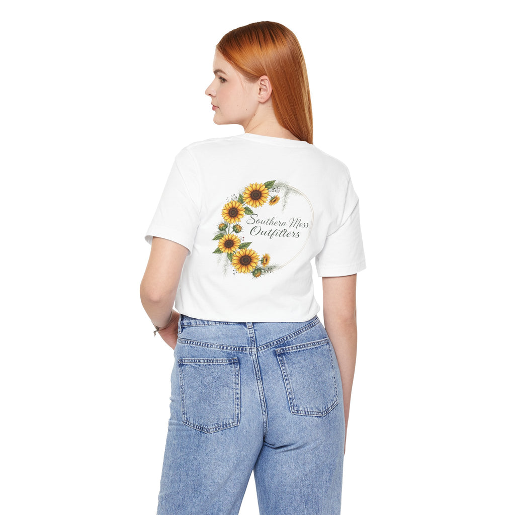 Southern Moss Outfitters Sunflower Graphic Tee Faith, Family & Outdoors Casual Everyday Wear, Gift Idea for Friends,Versatile Style